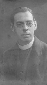 1918-1919 Rev R Robertson